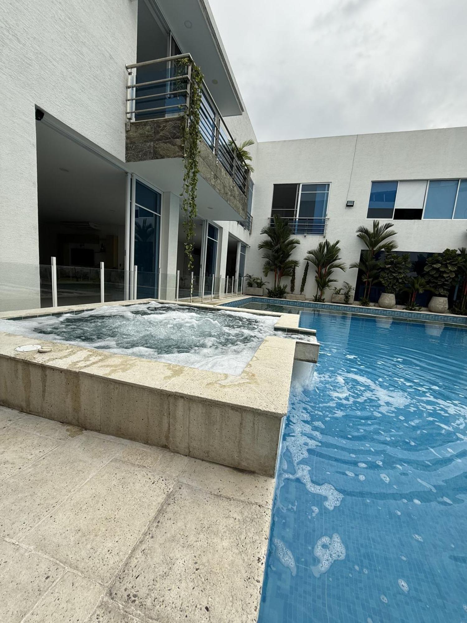 Hotel Lotto Boutique Кали Экстерьер фото
